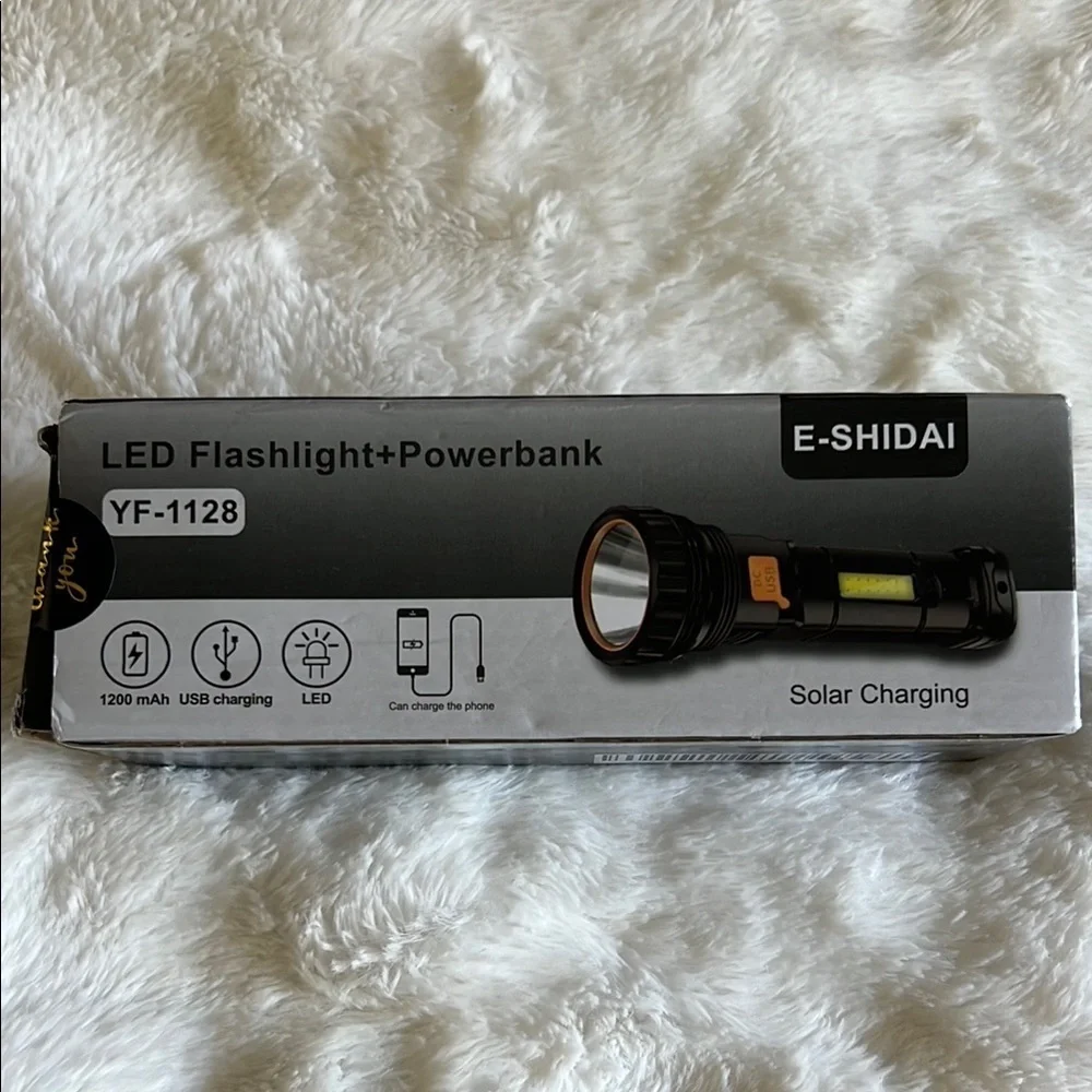 Black LED Flashlight with Powerbank